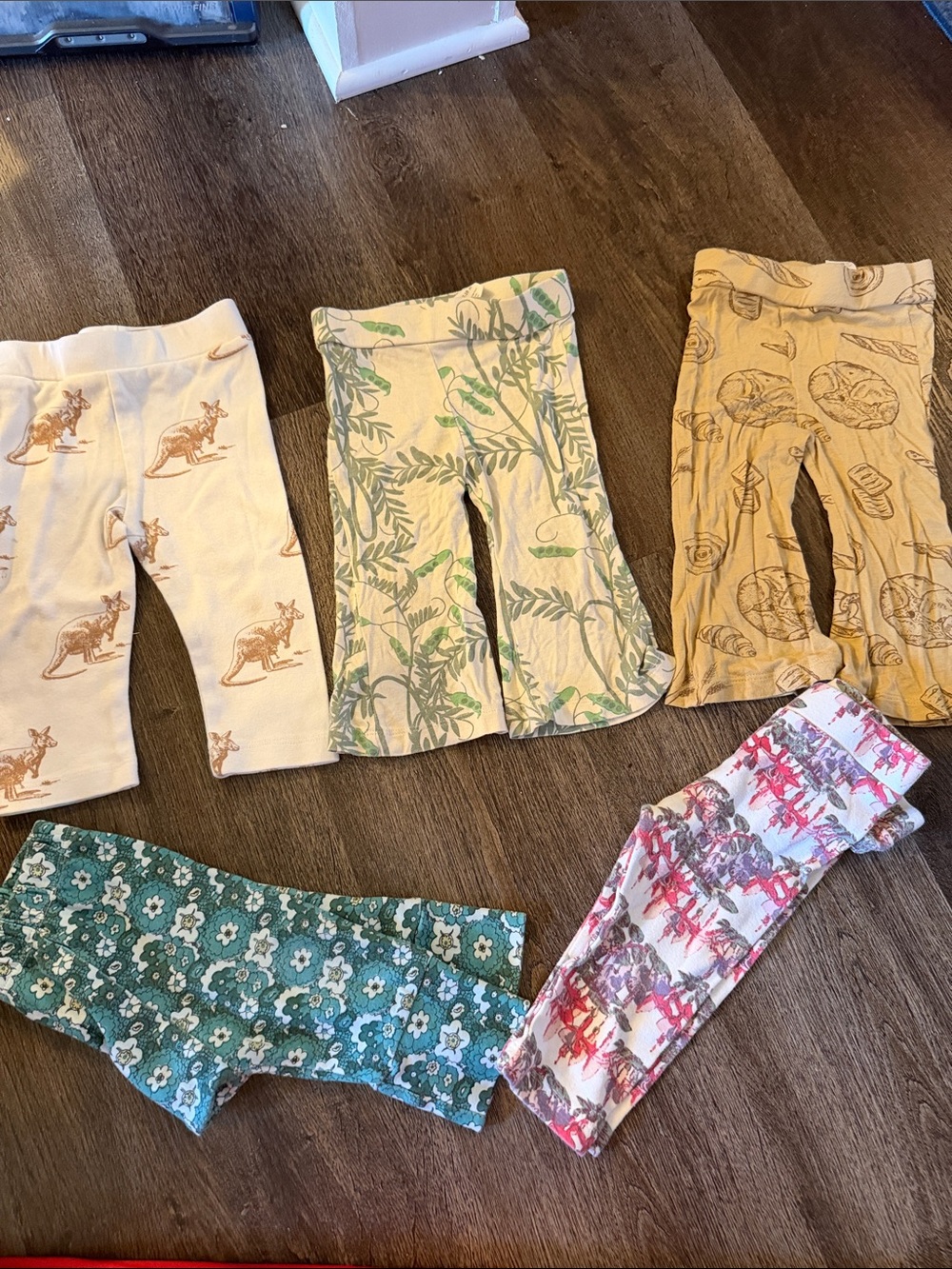 kate quinn pants bundle 12/18 girly neutral
